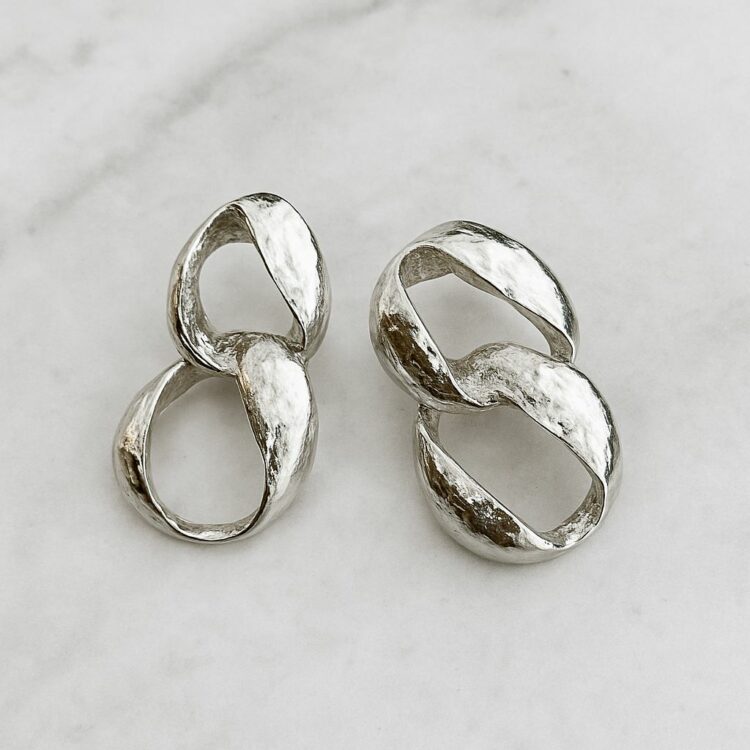 Boucles d'Oreilles Percées Vintage Infini E2585