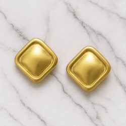 Boucles d’Oreilles Clips Vintage Carré E3969